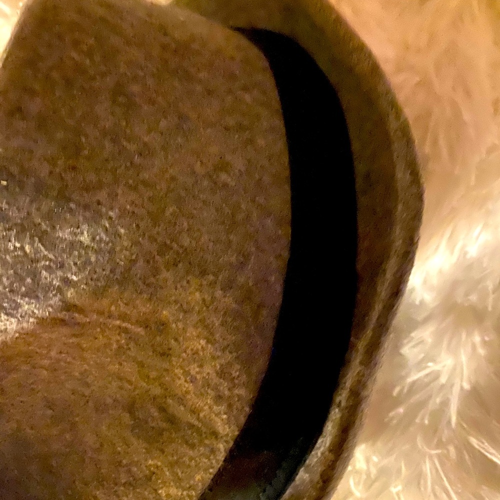 Brim hat - Picture 3 of 4